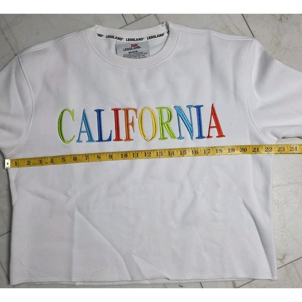 LEGOLAND California Rainbow Embroidered Cropped Sweatshirt Women's M 2022 - Picture 6 of 12